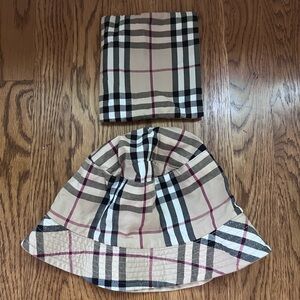 Vintage Burberry London Bucket Hat and pouch